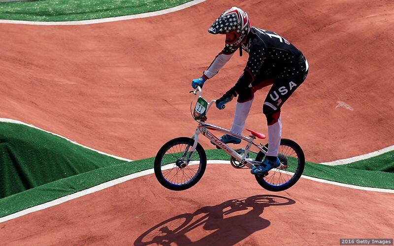 fields_connor_2016_800x500_dc.jpg fields_connor_2016_800x500_dc.jpg