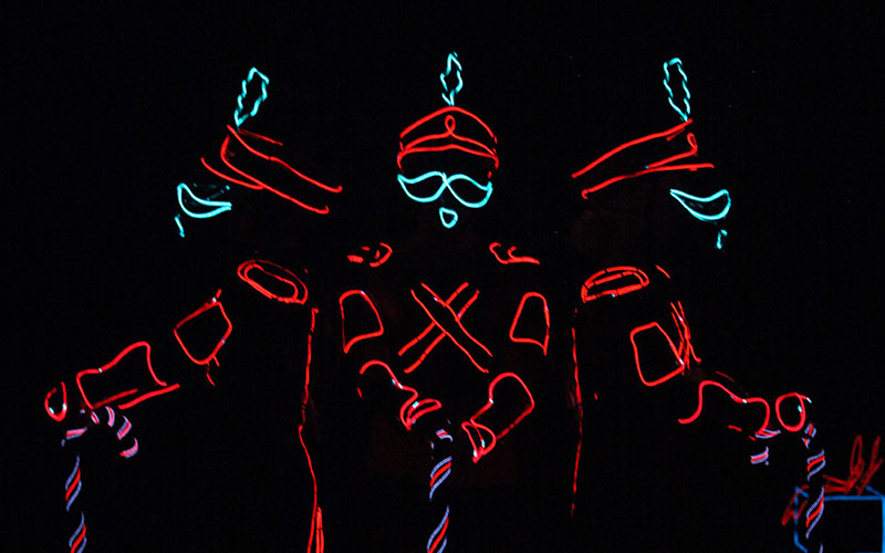 Lightwire Theatre: A Very Electric Christmas